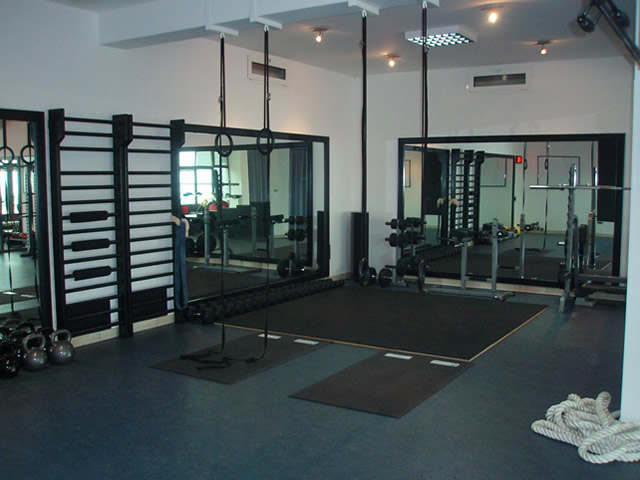 Fitness studio "Extreme fitness"