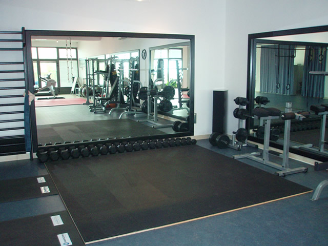 Fitness studio "Extreme fitness"