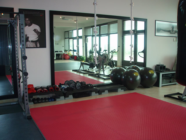 Fitness studio "Extreme fitness"