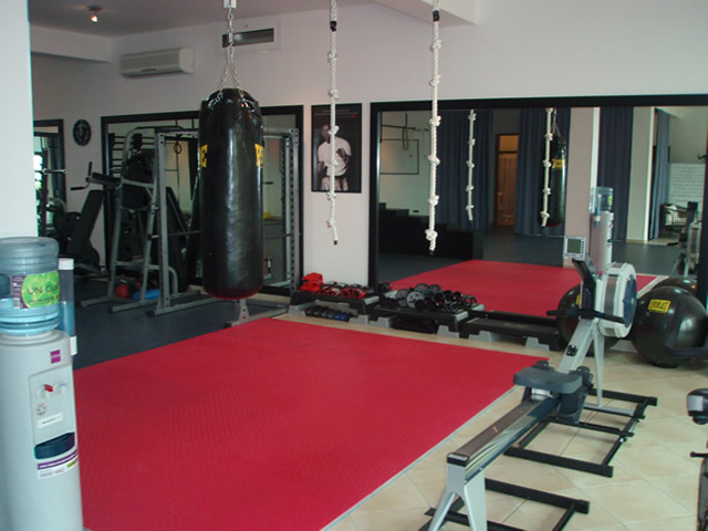 Fitness studio "Extreme fitness"