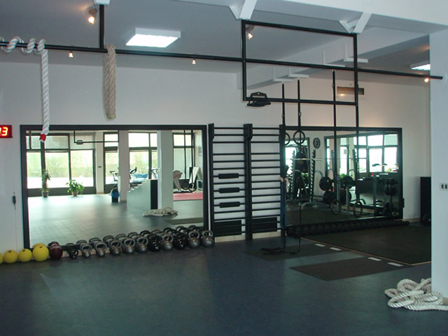 Fitness studio "Extreme fitness"