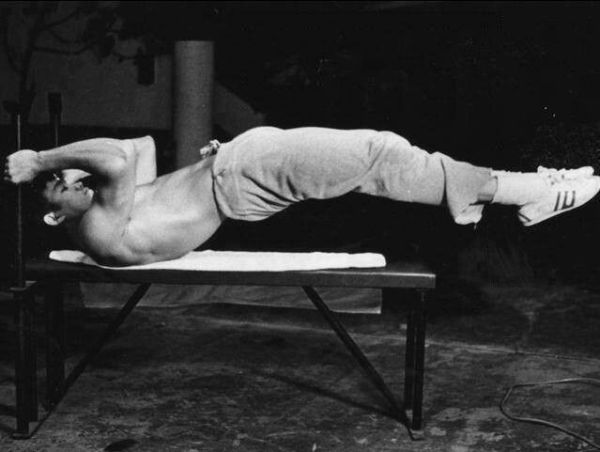 dragon flag bruce lee