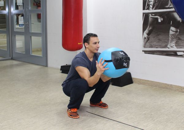 wall ball cucanj