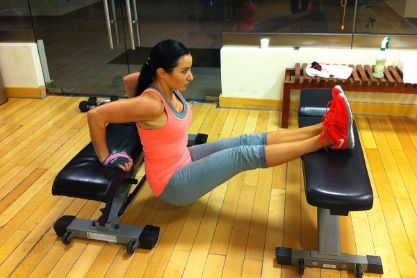 Dipsevi na klupi (bench dips)