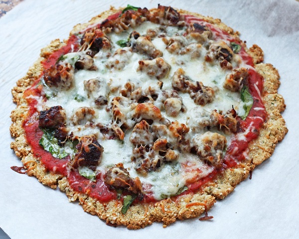 Kokos-konopljina pizza