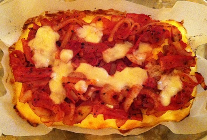 Pizza s tijestom od sira