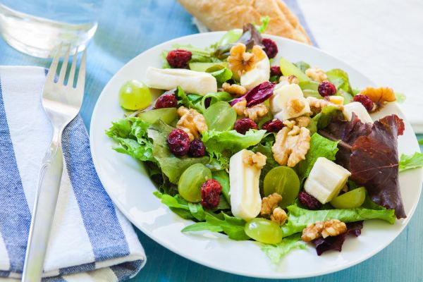 salata grožđe