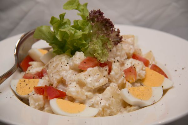 salata krumpir jaja